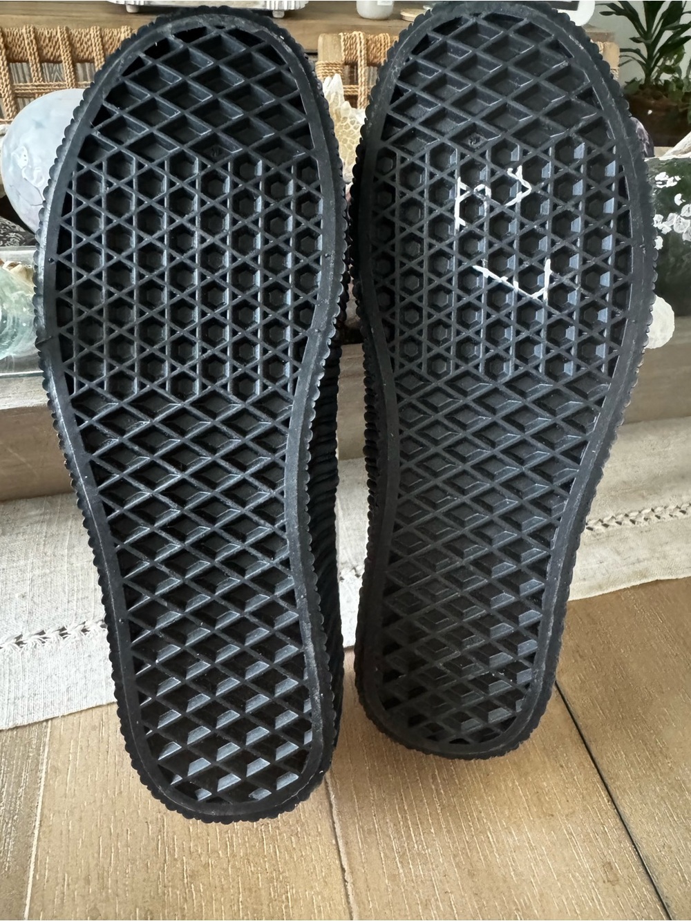 Vans Authentic Creeper Shoe, White/Black, NWOT, Women’s Size 7.5 (EUR 38) - Picture 10 of 13
